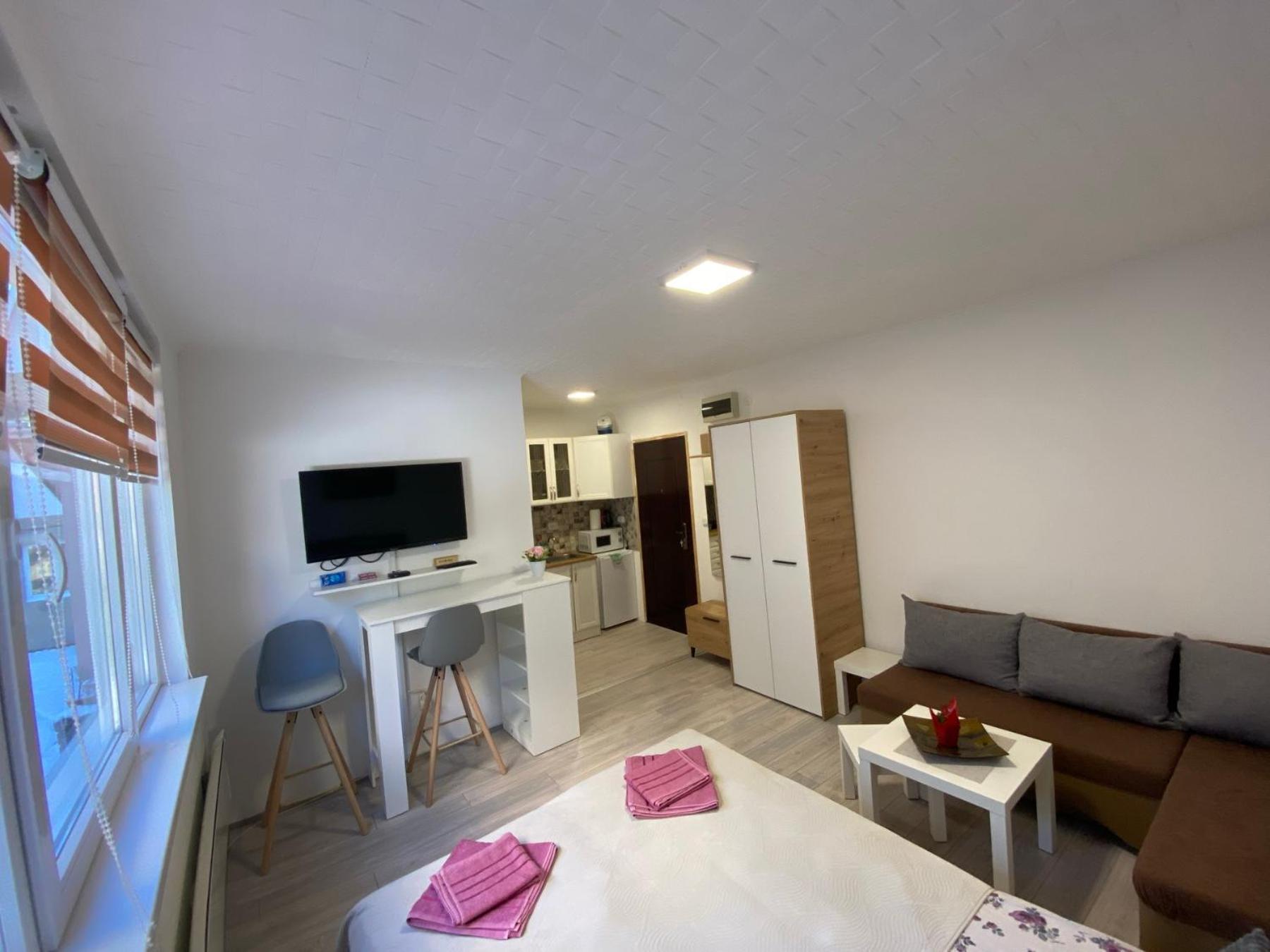 Apartment Krcmarica 9 *