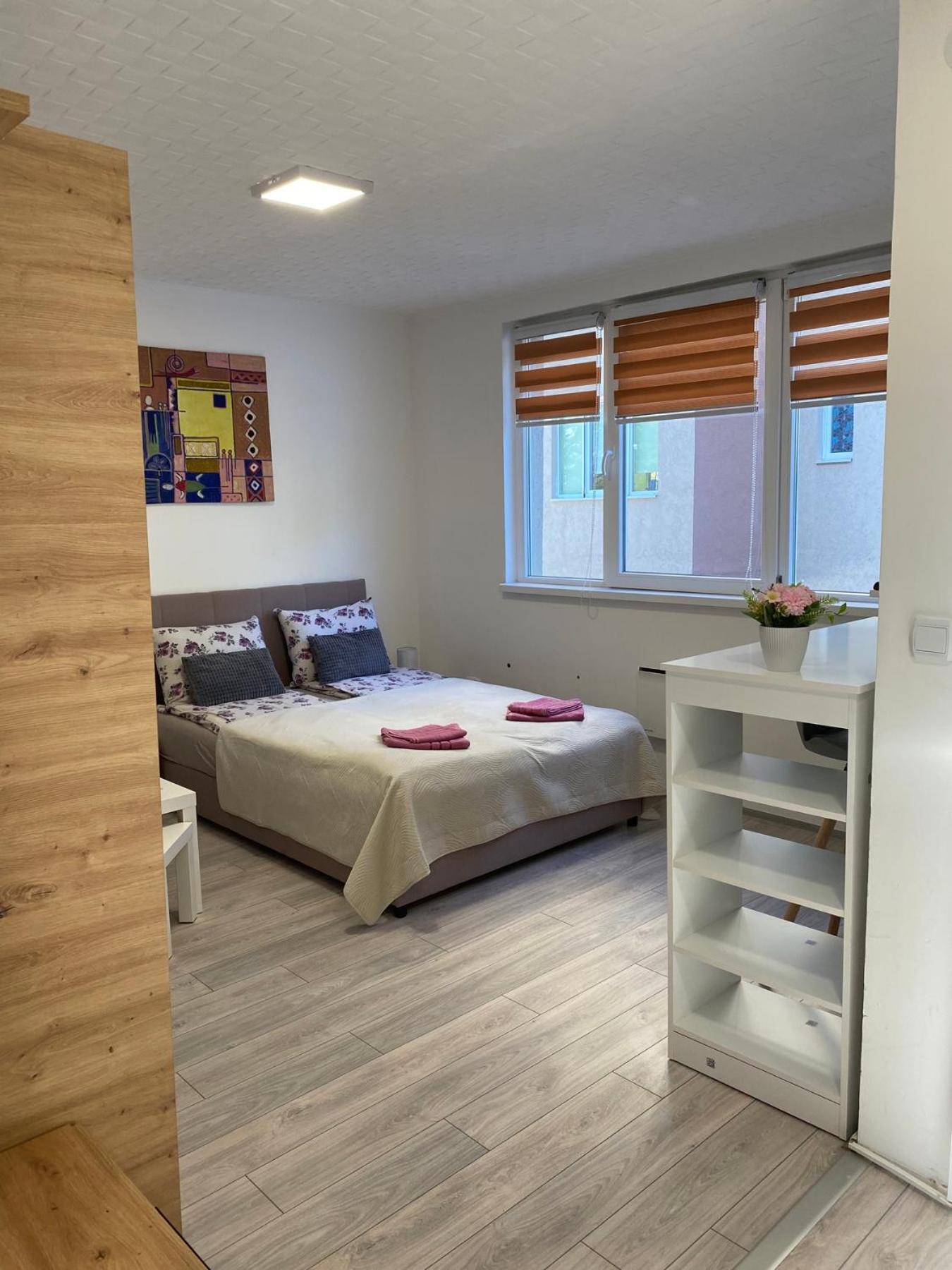 Apartment Krcmarica 9 *